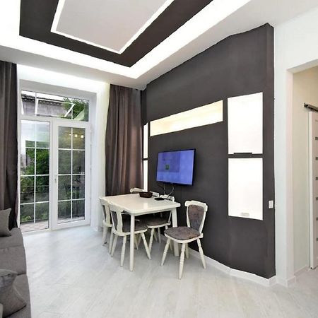 The Best Apartments In The Center Yerevan Ngoại thất bức ảnh