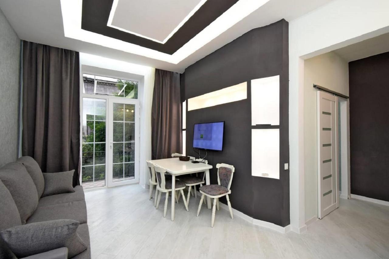 The Best Apartments In The Center Yerevan Ngoại thất bức ảnh